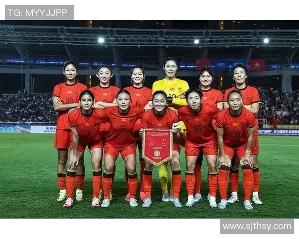 中国足球明星崛起之路:揭秘当前最受欢迎的球星及其成就 中国足球明星崛起之路:揭秘当前最受欢迎的球星及其成就